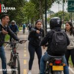 Debate en Cundinamarca debido al aumento de vehículos en espacios destinados principalmente a ciclistas y peatones.